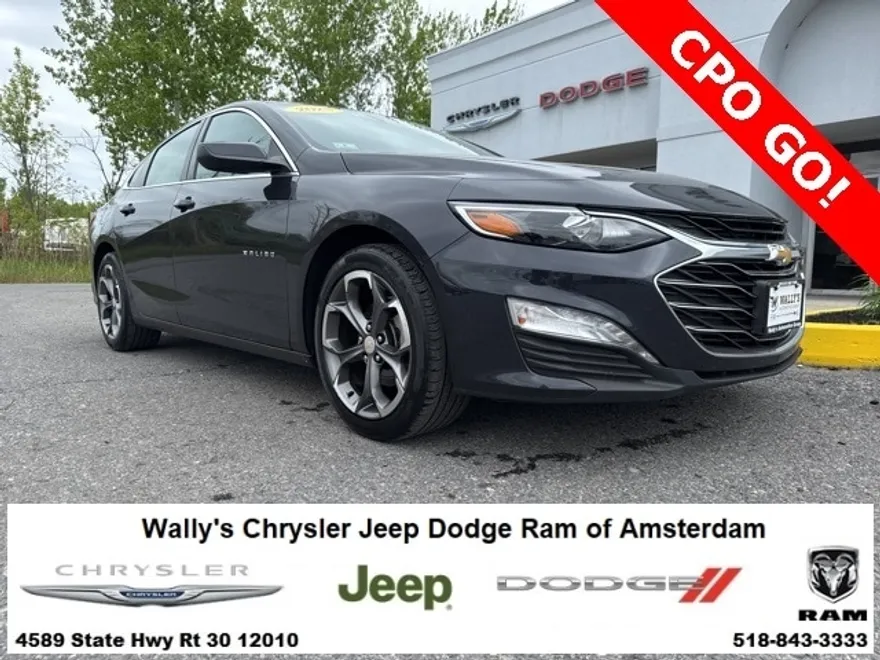 2023 Chevrolet Malibu 1LT photo 1