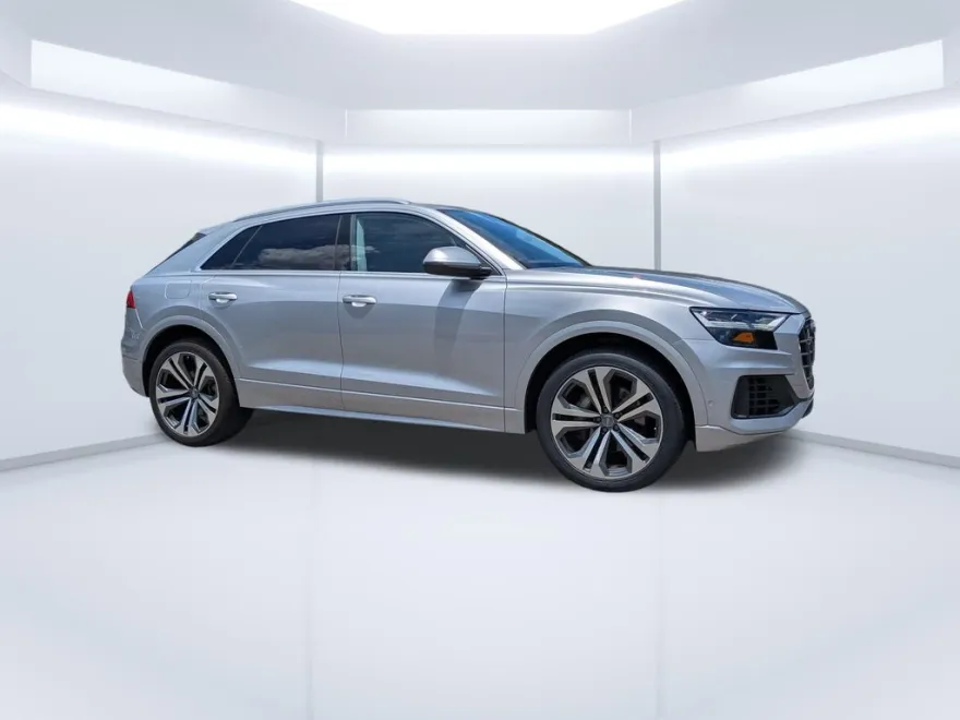 2020 Audi Q8 55 Premium Plus photo 1