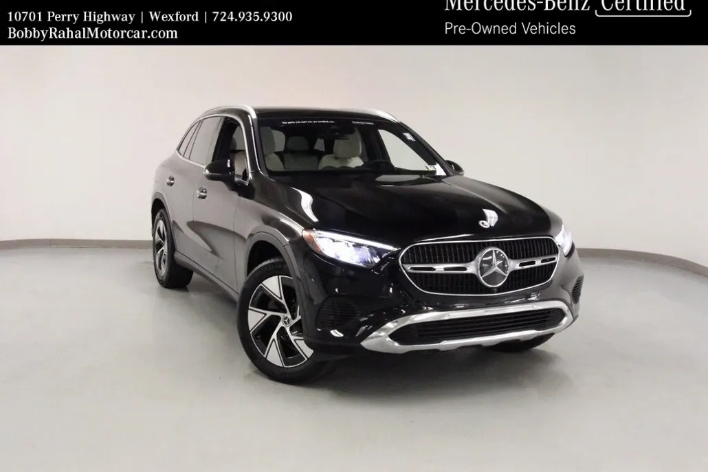 2024 Mercedes Benz GLC 300 photo 1