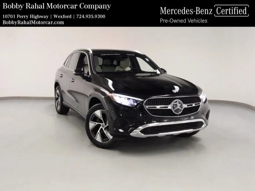 2024 Mercedes Benz GLC 300 photo 1