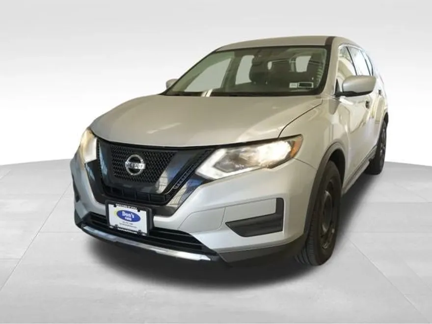 2017 Nissan Rogue S photo 1