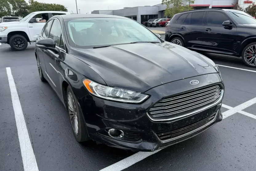 2013 Ford Fusion Titanium photo 1