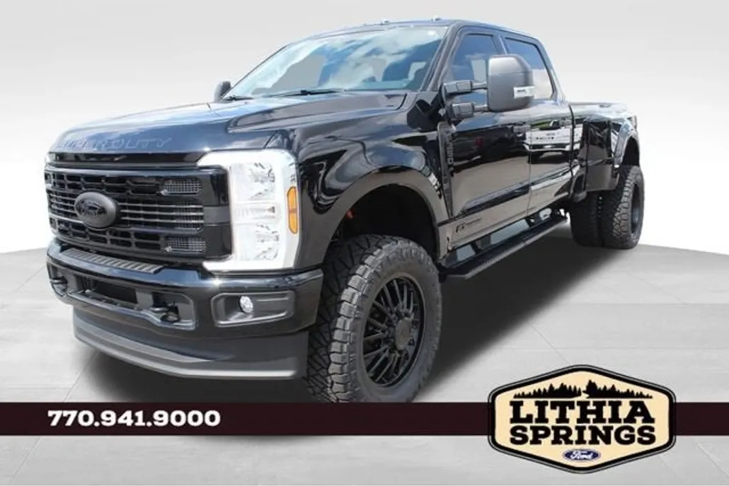 2025 Ford F-350 XLT photo 1