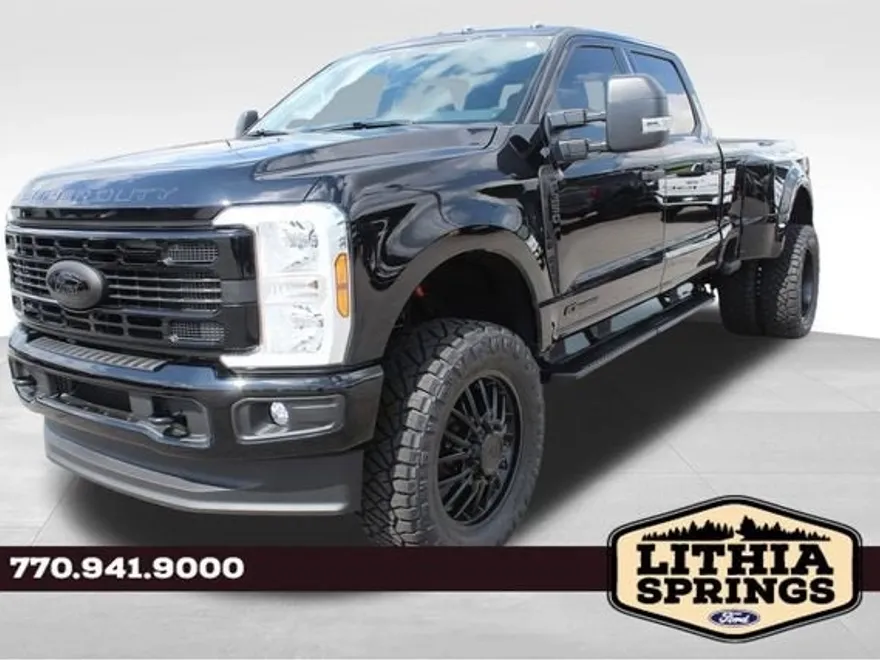 2025 Ford F-350 XLT photo 1
