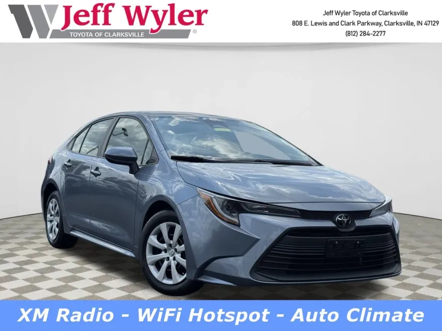 2024 Toyota Corolla LE photo 1