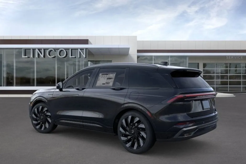 2025 Lincoln Nautilus Reserve photo 1