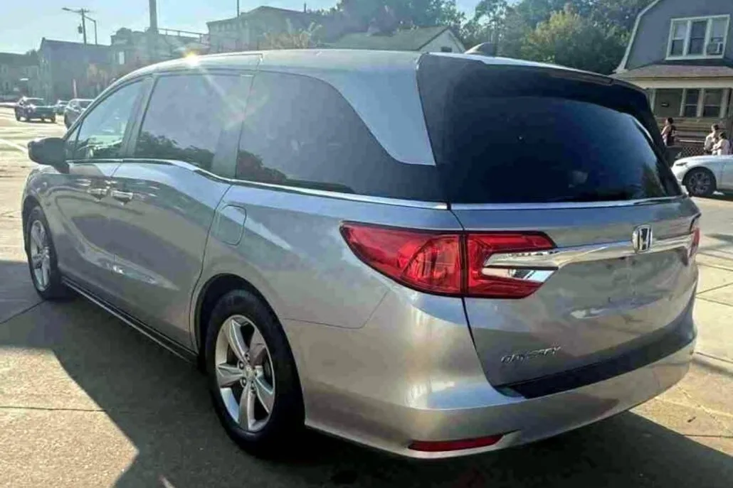 2018 Honda Odyssey EX-L photo 1