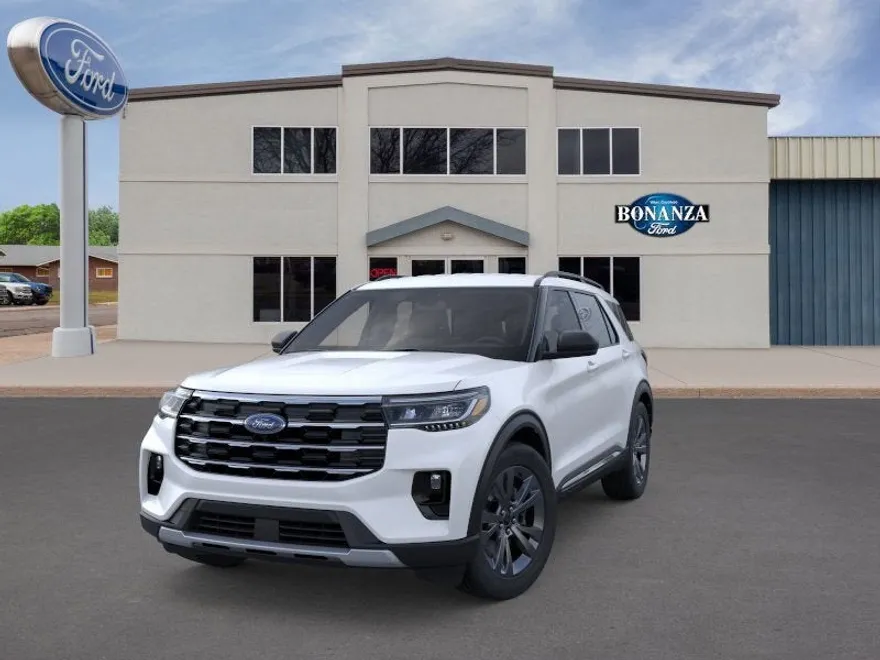 2025 Ford Explorer photo 1