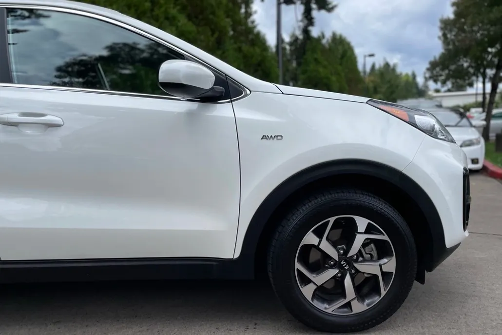 2021 Kia Sportage LX photo 1