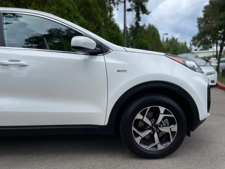 2021 Kia Sportage LX photo 1