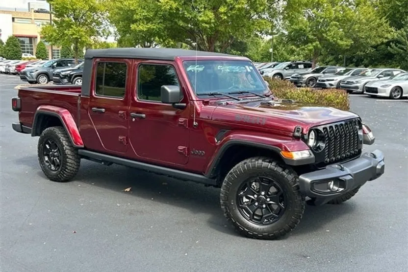 2021 Jeep Gladiator Willys photo 1