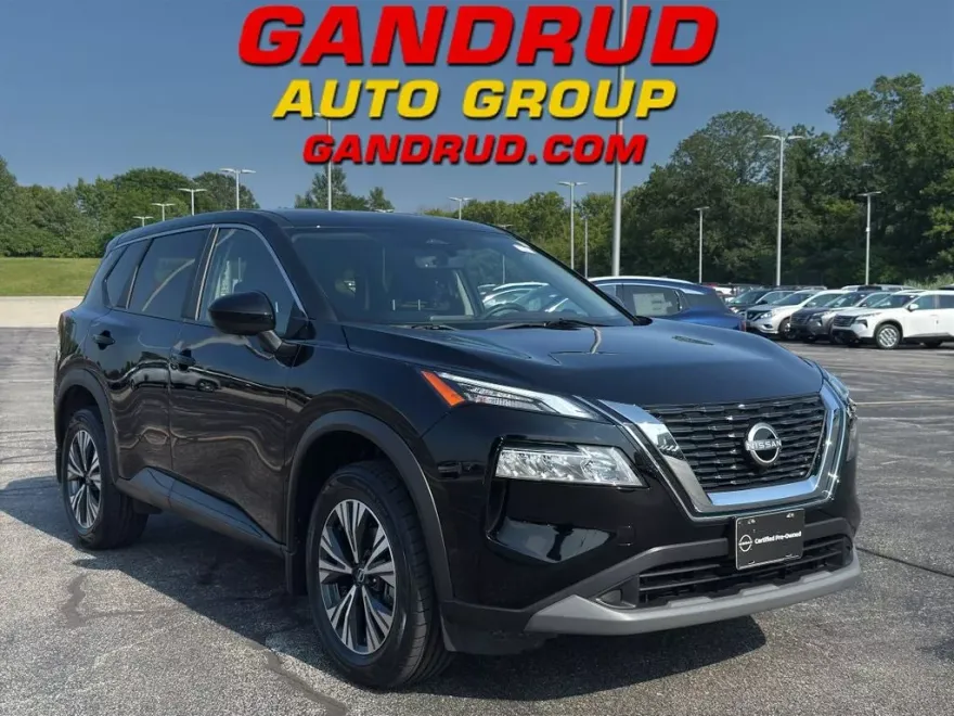 2023 Nissan Rogue AWD SV photo 1