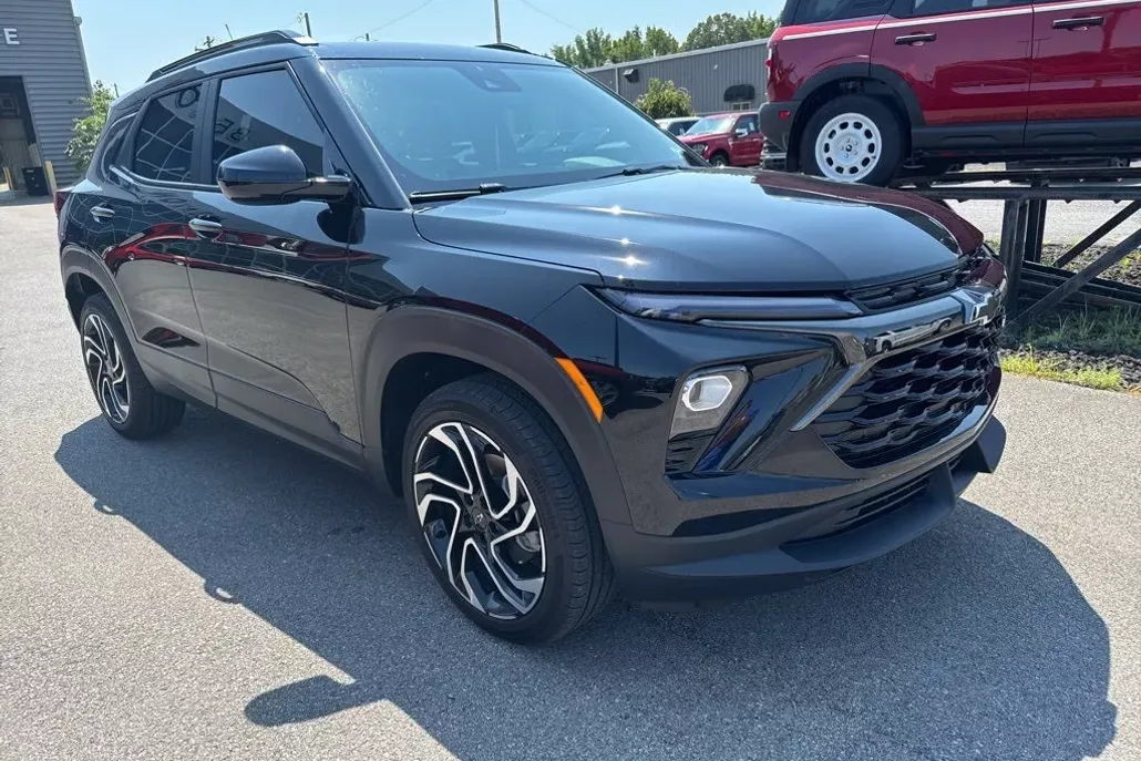 2025 Chevrolet Trailblazer RS photo 1