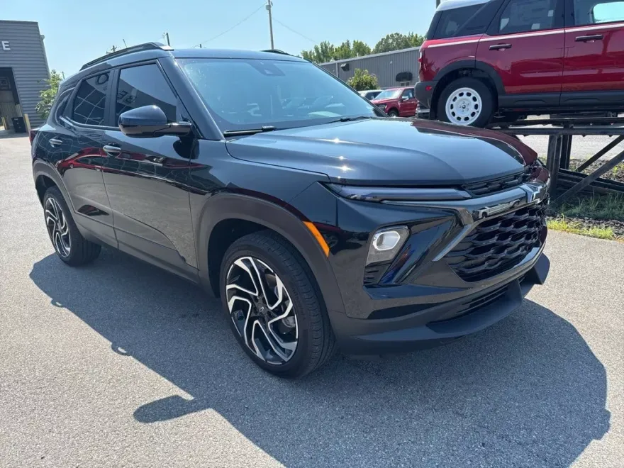 2025 Chevrolet Trailblazer RS photo 1