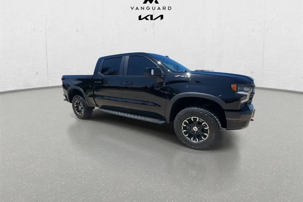 2024 Chevrolet Silverado 1500 ZR2 photo 1