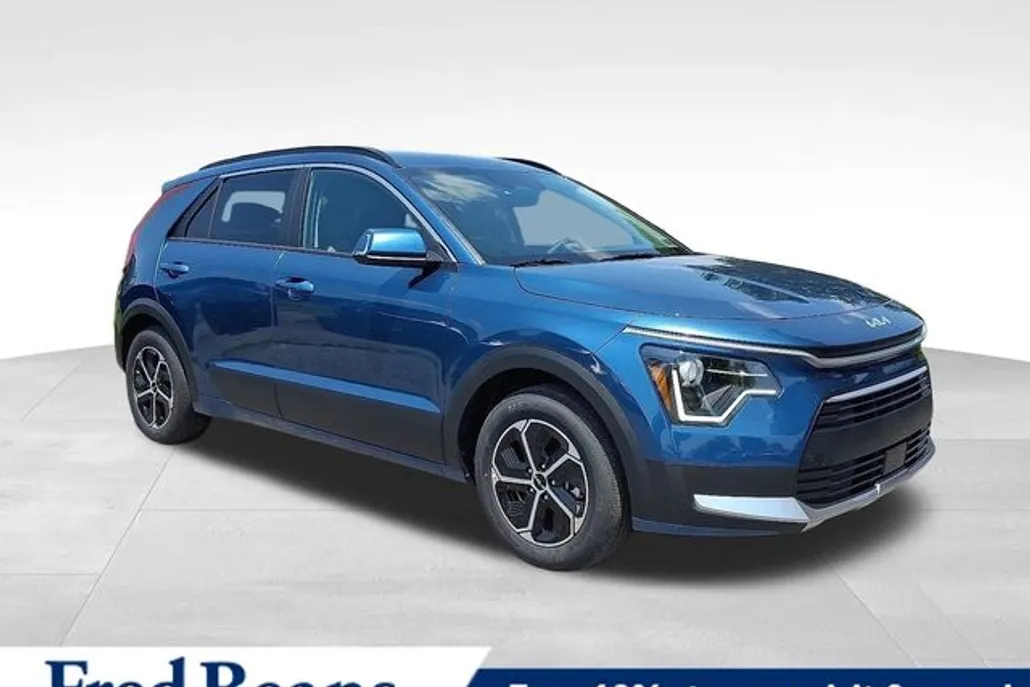 2025 Kia Niro Plug-In Hybrid EX photo 1