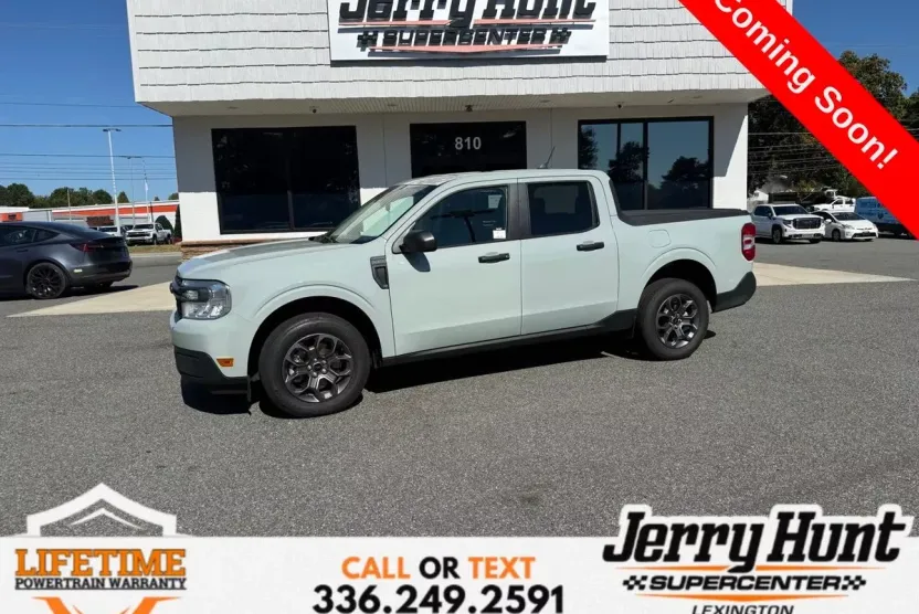 2024 Ford Maverick XLT photo 1
