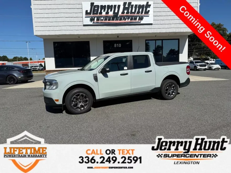 2024 Ford Maverick XLT photo 1