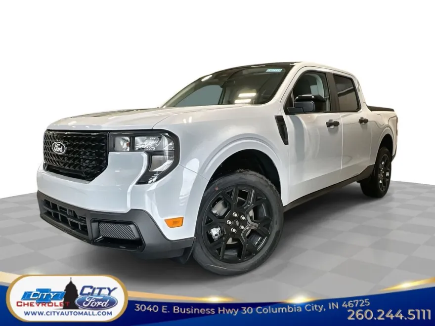 2025 Ford Maverick XLT photo 1
