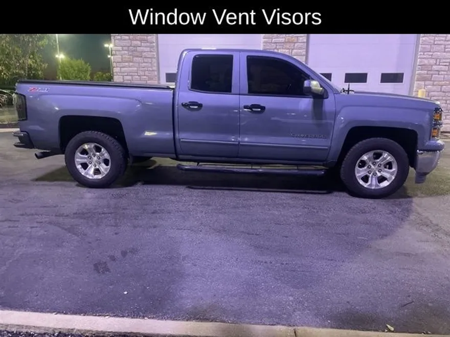 2015 Chevrolet Silverado 1500 LT photo 1