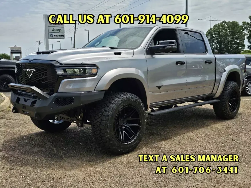 2025 Ram 1500 Big Horn photo 1