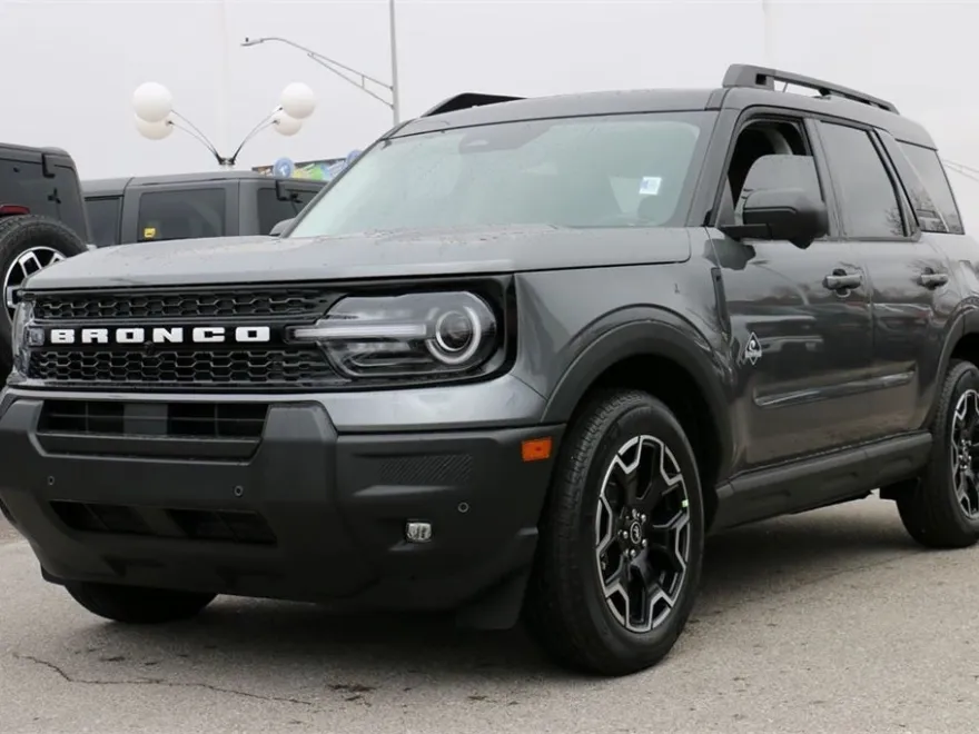 2025 Ford Bronco Sport Outer Banks photo 1