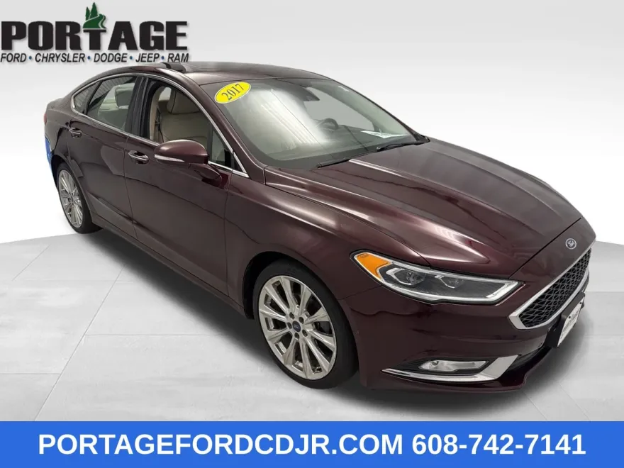 2017 Ford Fusion Platinum photo 1