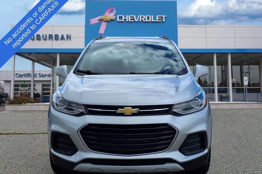 2020 Chevrolet Trax LT photo 1