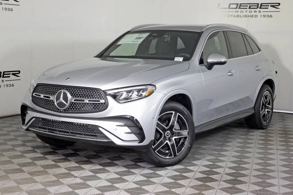 2025 Mercedes Benz GLC 350e photo 1