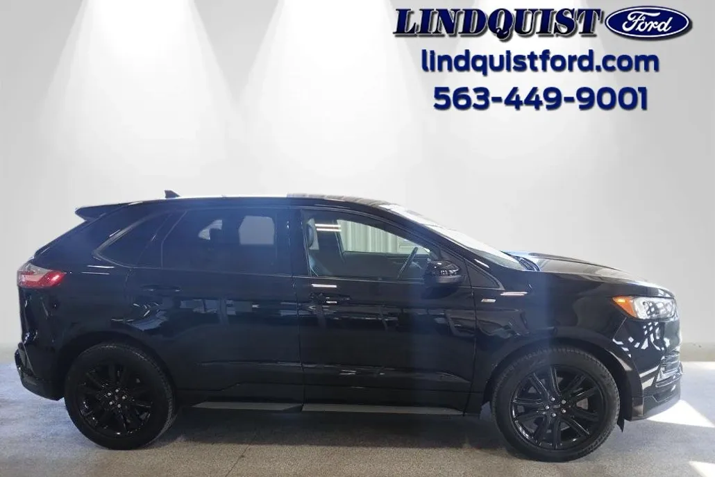 2023 Ford Edge ST-Line photo 1