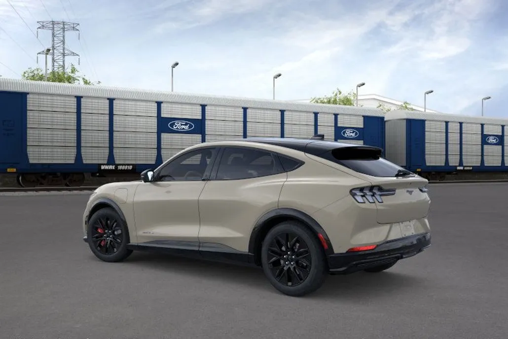 2025 Ford Mustang Mach-E Premium photo 1