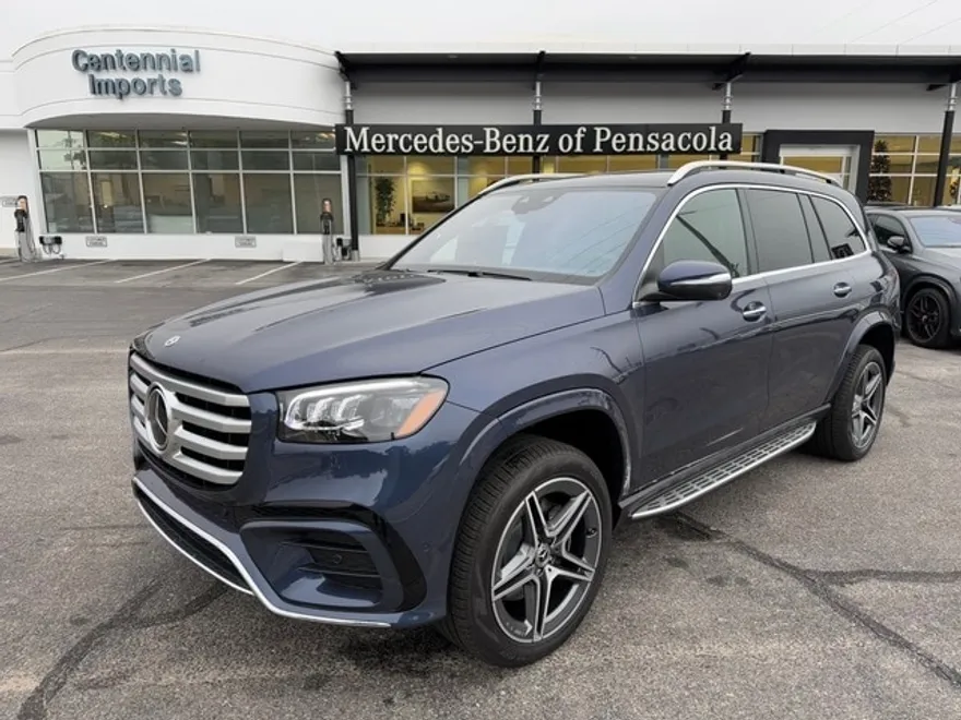 2025 Mercedes Benz GLS 450 4MATIC photo 1
