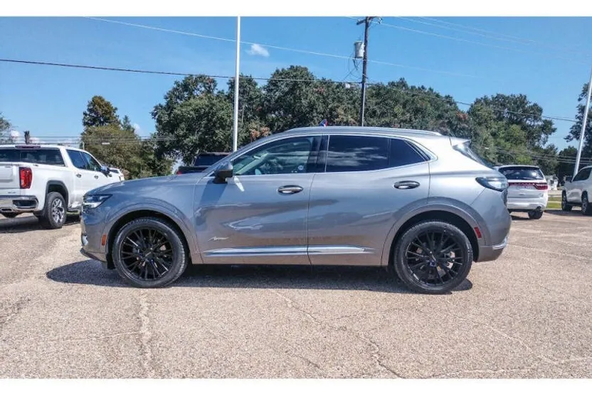 2021 Buick Envision Avenir photo 1