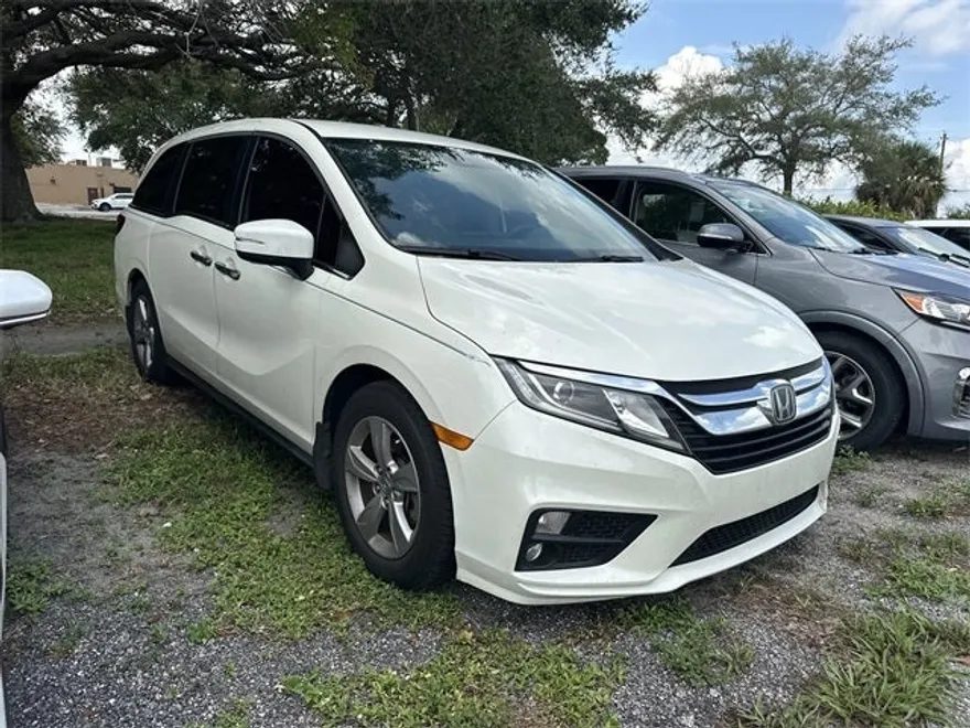 2019 Honda Odyssey EX photo 1