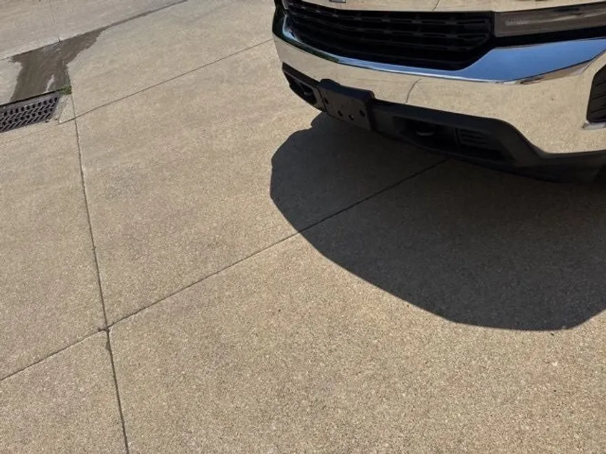 2021 Chevrolet Silverado 1500 LT photo 1