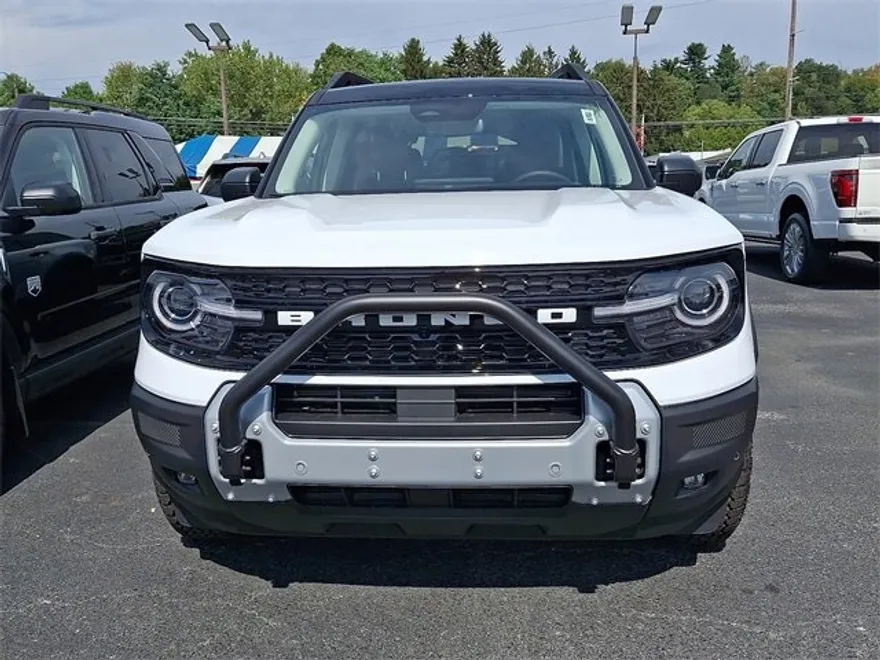 2025 Ford Bronco Sport Outer Banks photo 1