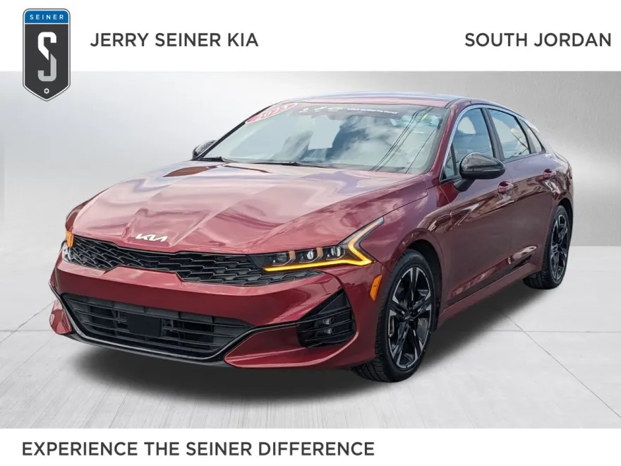 2023 Kia K5 GT-Line photo 1