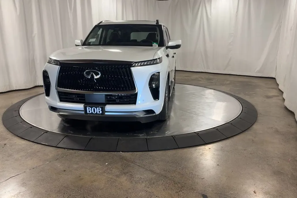2025 Infiniti QX80 Sensory photo 1