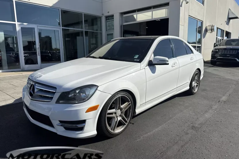2013 Mercedes Benz C 300 Sport Sedan photo 1