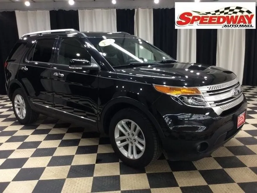 2014 Ford Explorer XLT photo 1