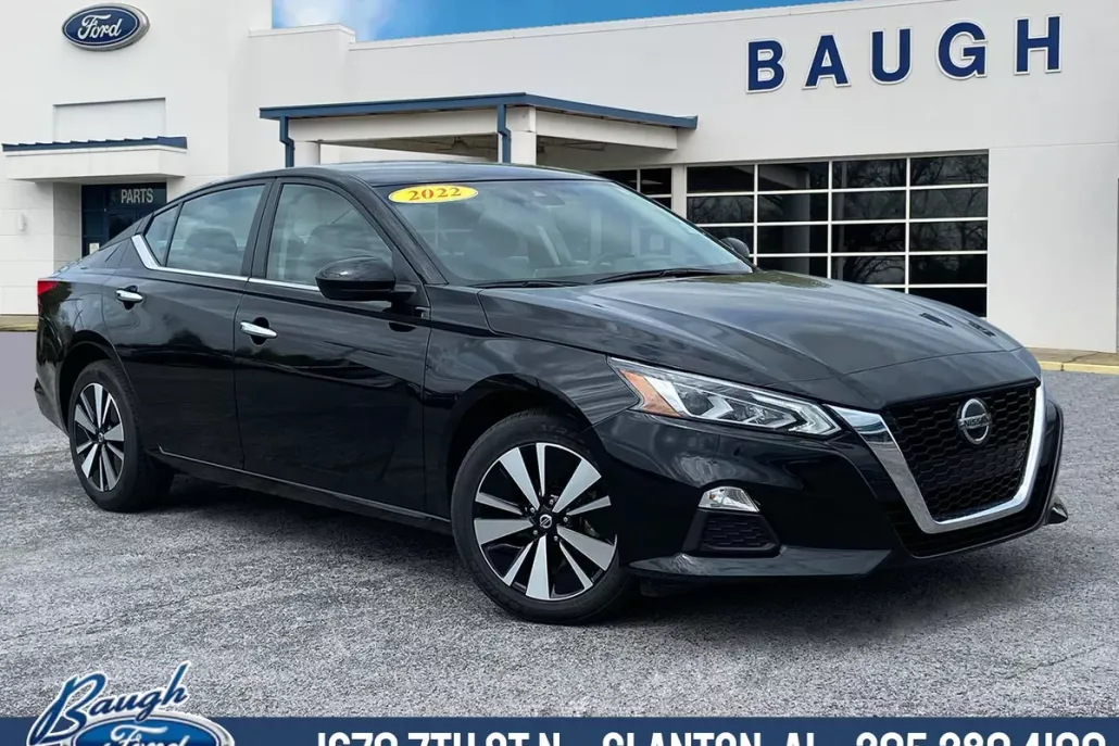 2022 Nissan Altima 2.5 SV photo 1
