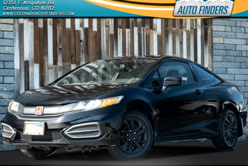 2015 Honda Civic LX photo 1