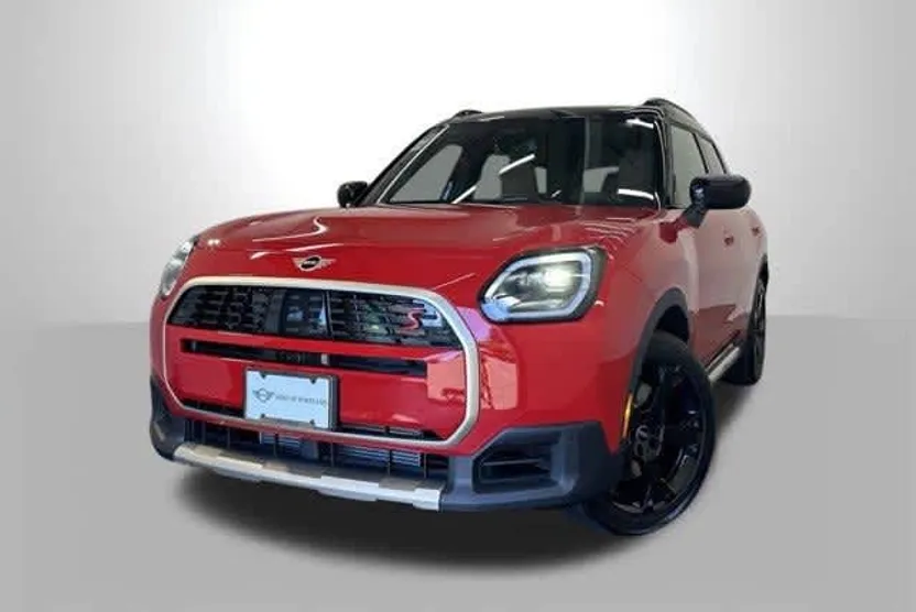 2025 Mini Countryman Iconic S ALL4 photo 1