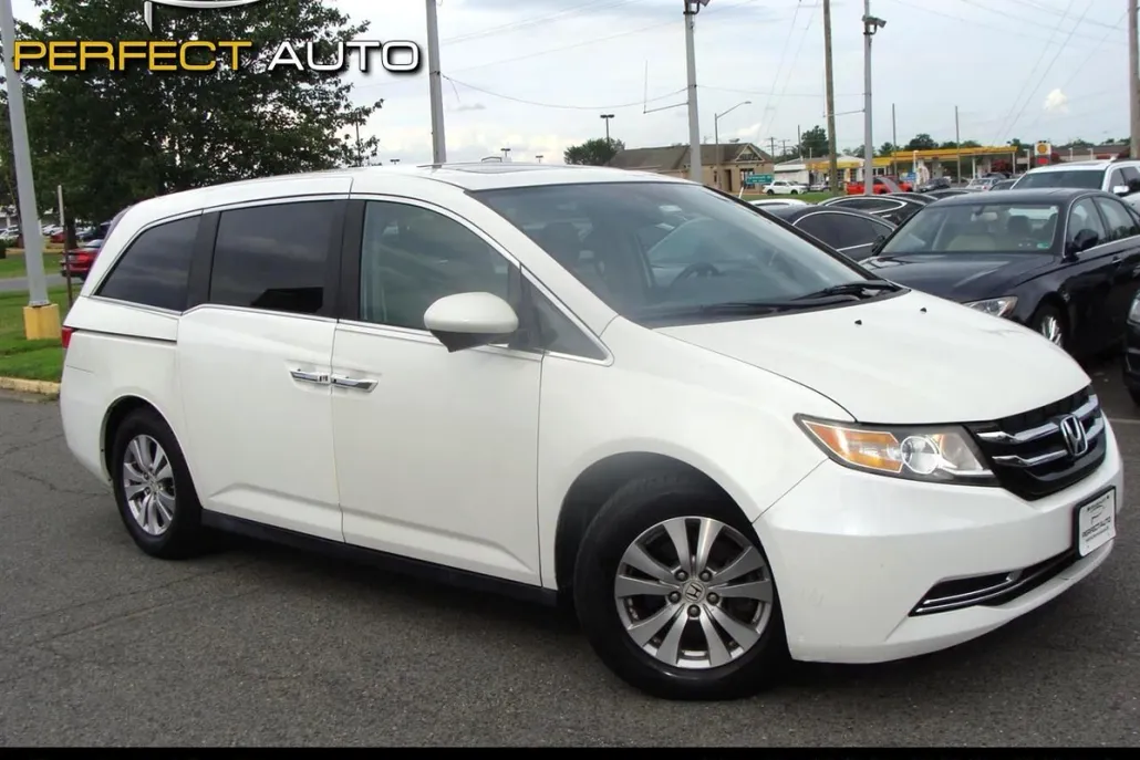 2015 Honda Odyssey EX-L photo 1