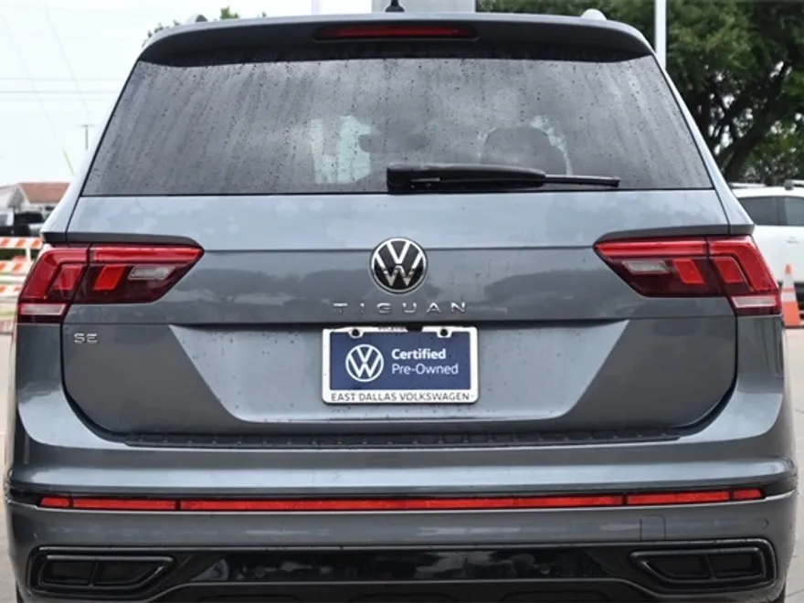 2024 Volkswagen Tiguan SE R-Line Black photo 1