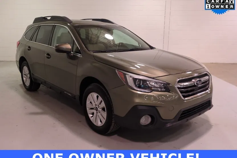2019 Subaru Outback 2.5i Premium photo 1