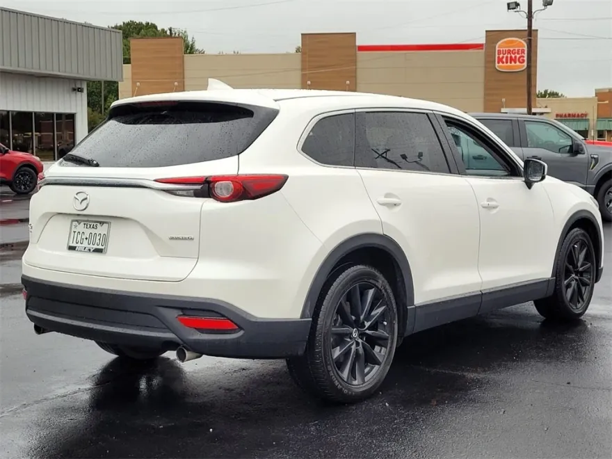 2023 Mazda CX-9 Touring photo 1
