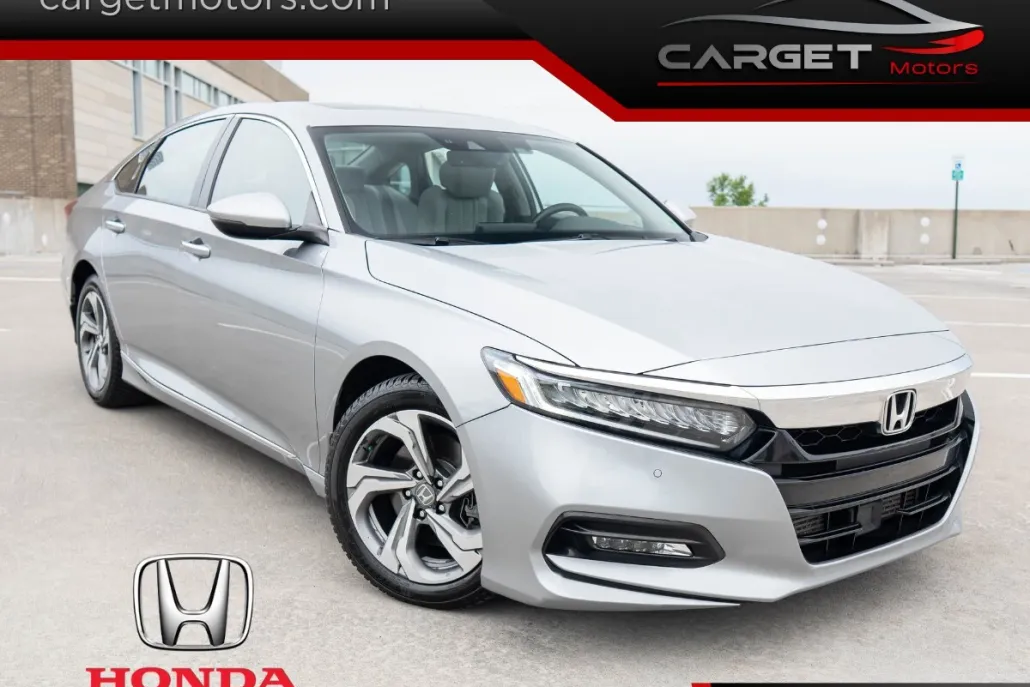 2019 Honda Accord Touring photo 1