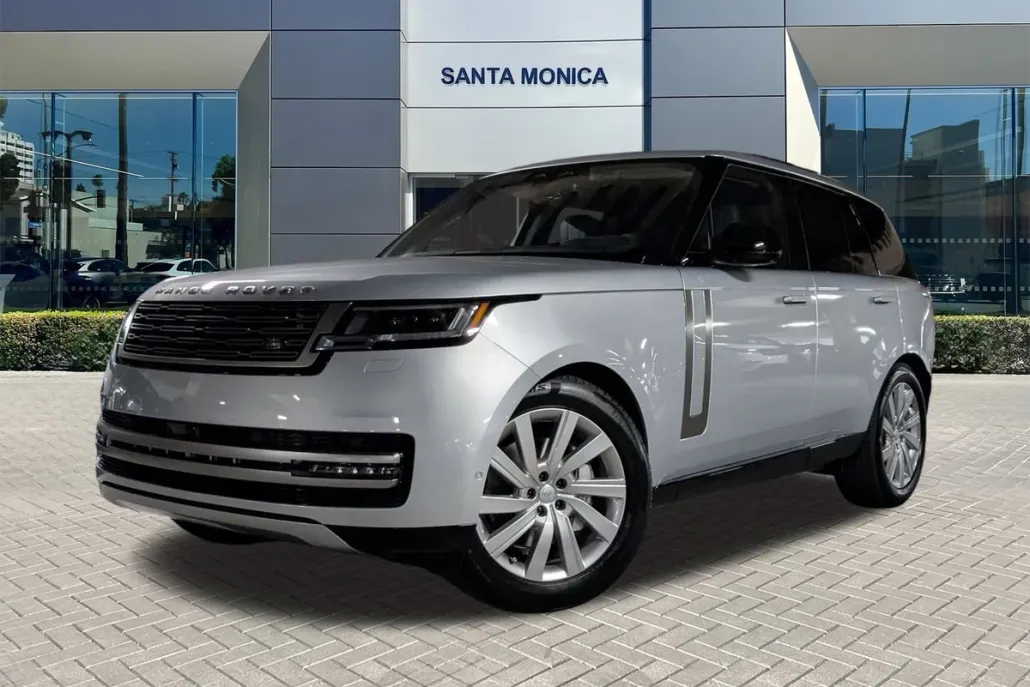 2025 Land Rover Range Rover SE photo 1