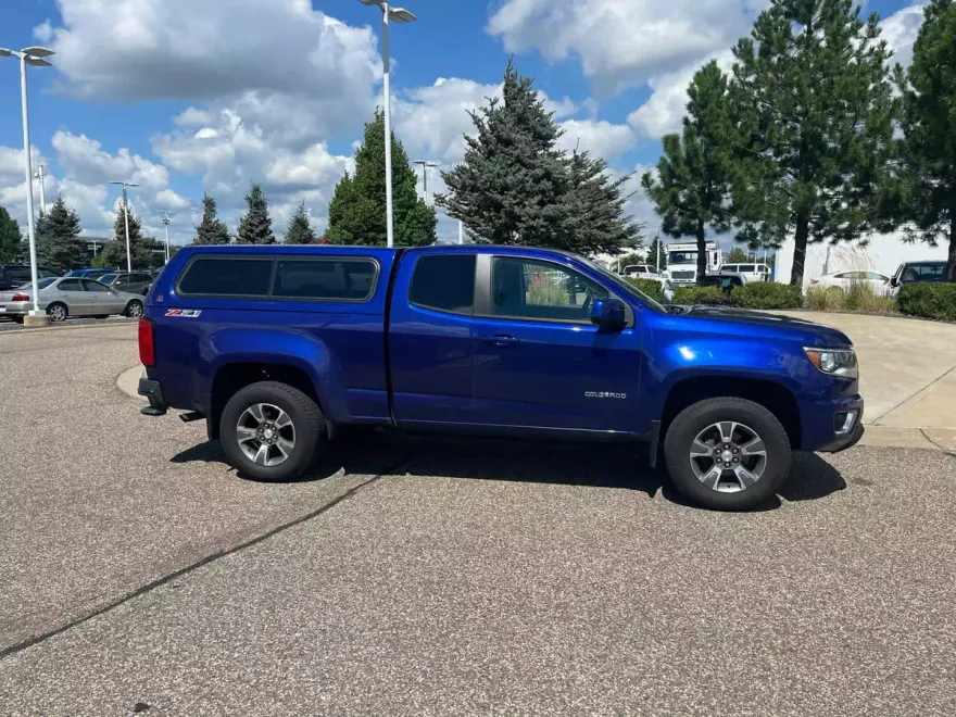 2017 Chevrolet Colorado Z71 photo 1